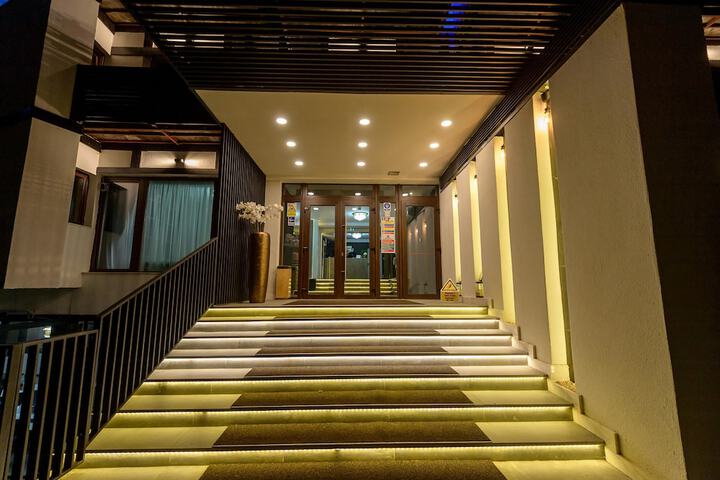 Hotel Interior 87 of 104