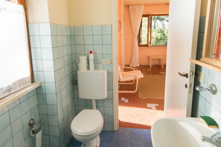 Room 16 of 39