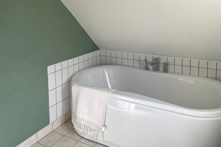 Room 20 of 35