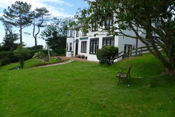 Photo 12