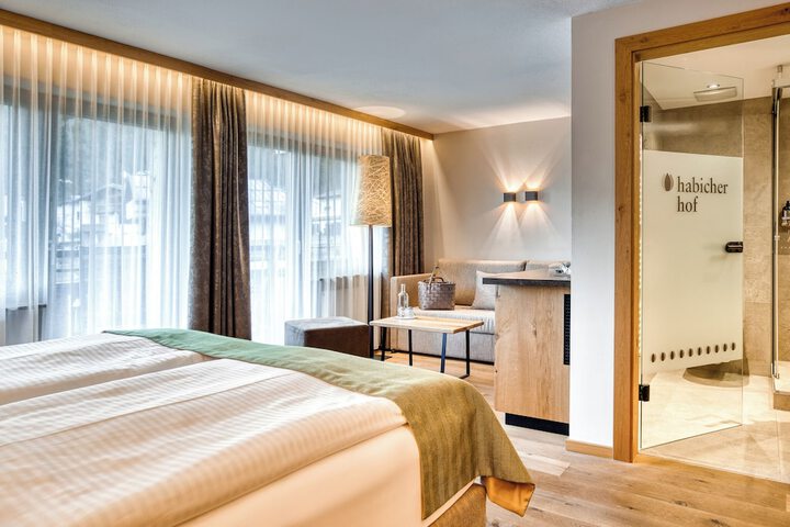 Room 14 of 114