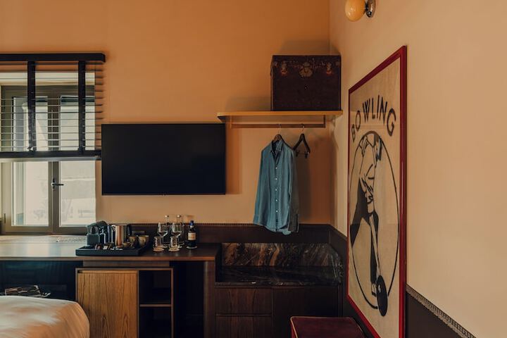 Room 55 of 120
