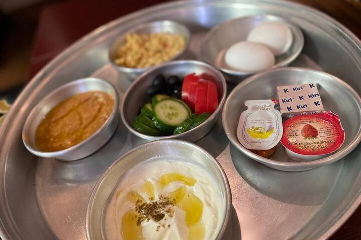 Breakfast/Coffee Service 18 of 19