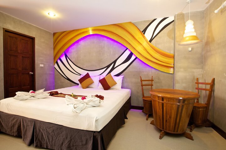 Room 15 of 123
