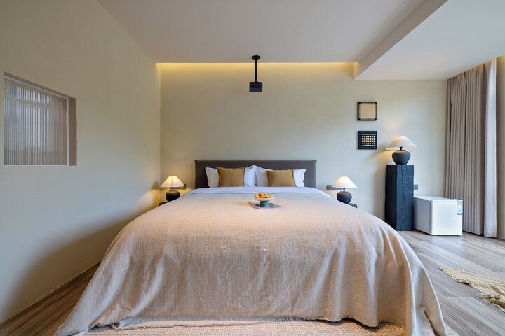 Room 16 of 58