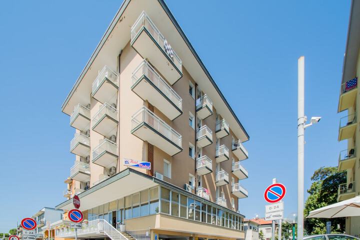 Hotel 31 of 32