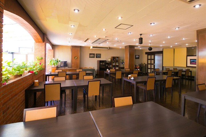 Dining Photos