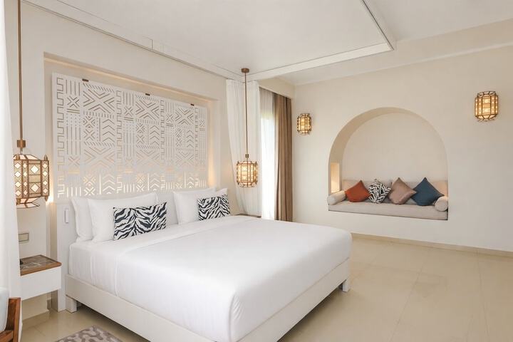Room 5 of 41