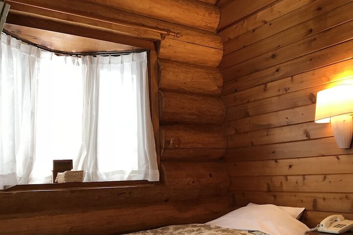 Room 9 of 60