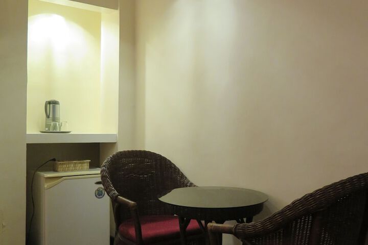 Room 21 of 45