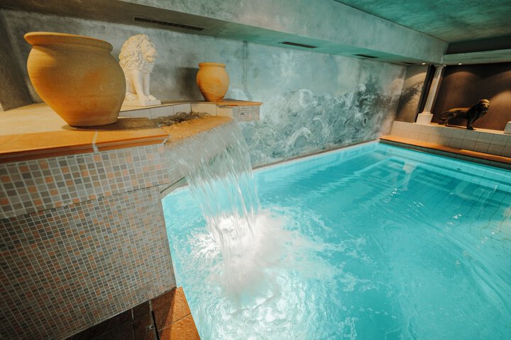 Spa 51 of 70