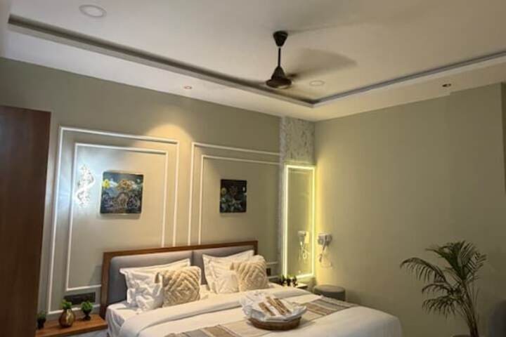 Room 48 of 96