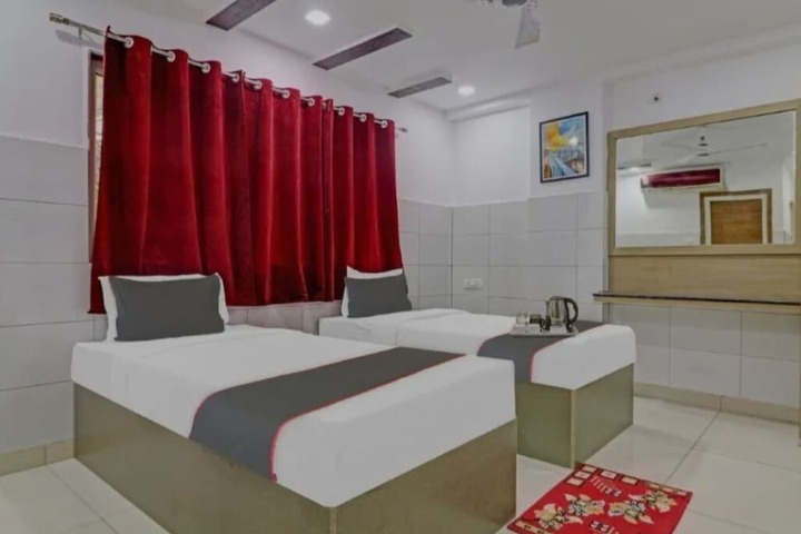 Room 3 of 22