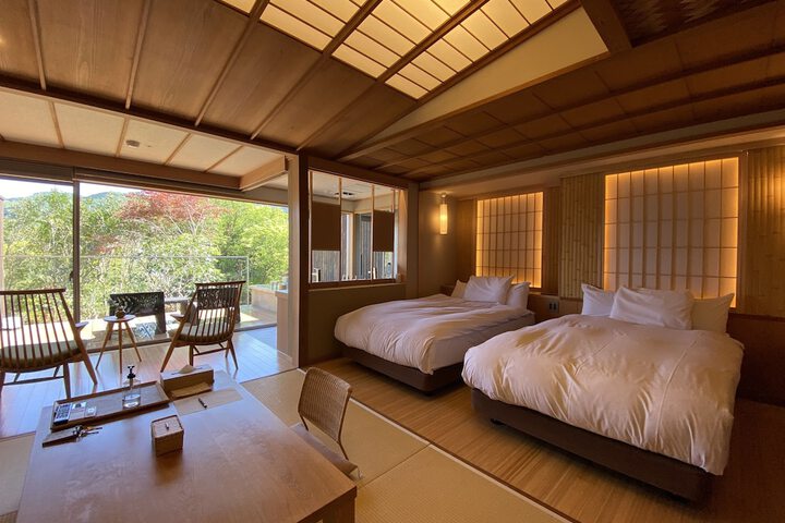 Room 8 of 35