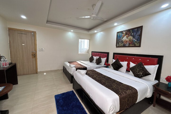 Room 43 of 111