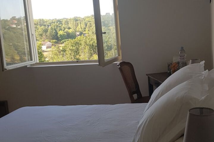 Room 7 of 13