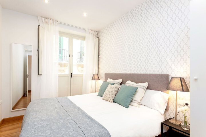 Room 3 of 15
