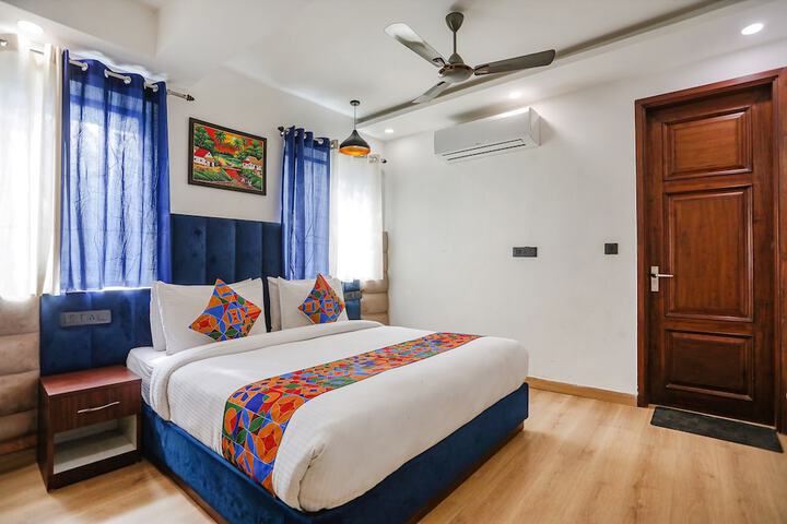 FabHotel RS Golden