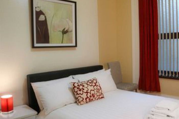 Room 42 of 87
