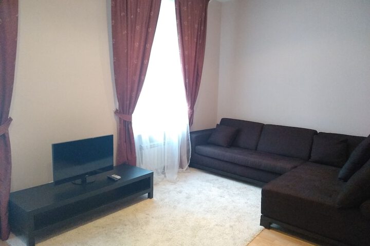 Room 34 of 62