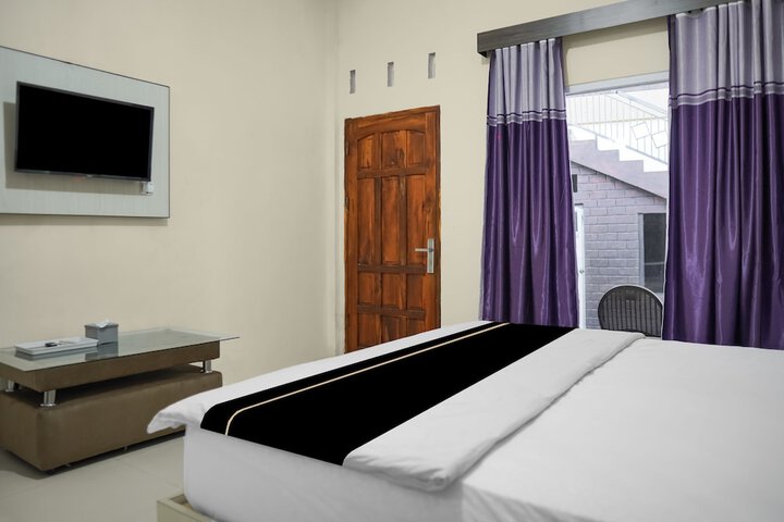 Room 21 of 25