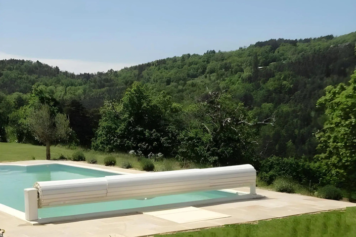 Pool 5 of 12