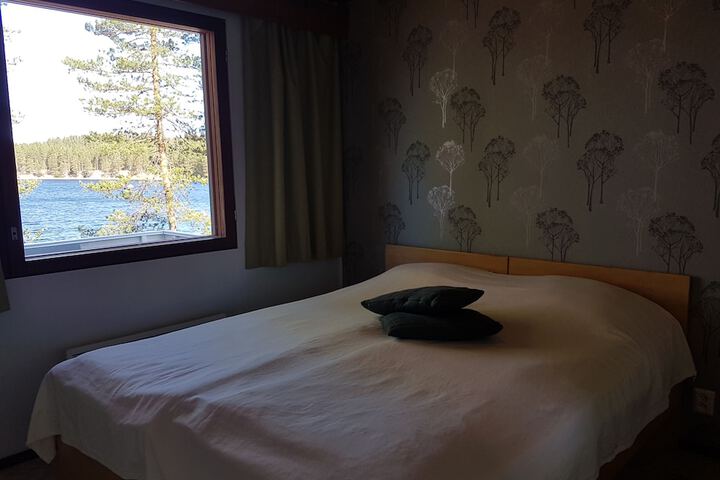Room 14 of 42