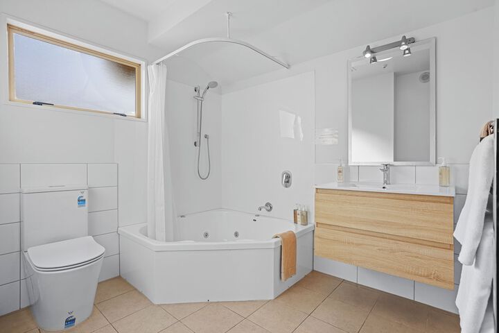 Bath Photo