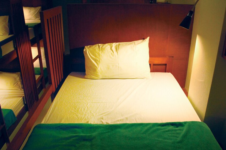 Room 4 of 21