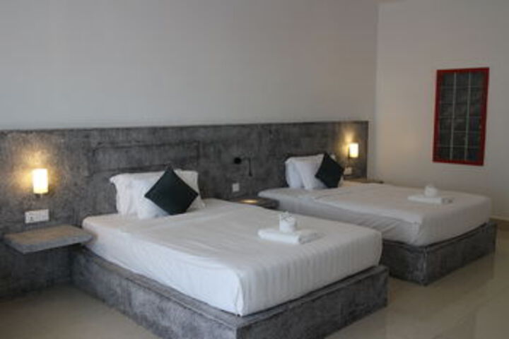 Room 55 of 142