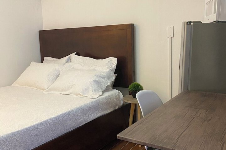 Room 42 of 119