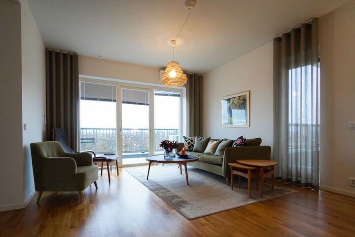 Room 32 of 64