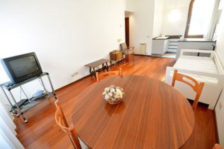 Room 20 of 23