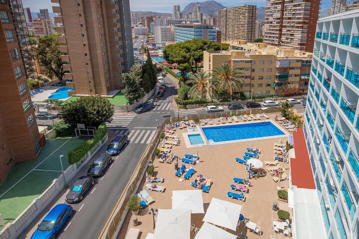 Hotel with Pool