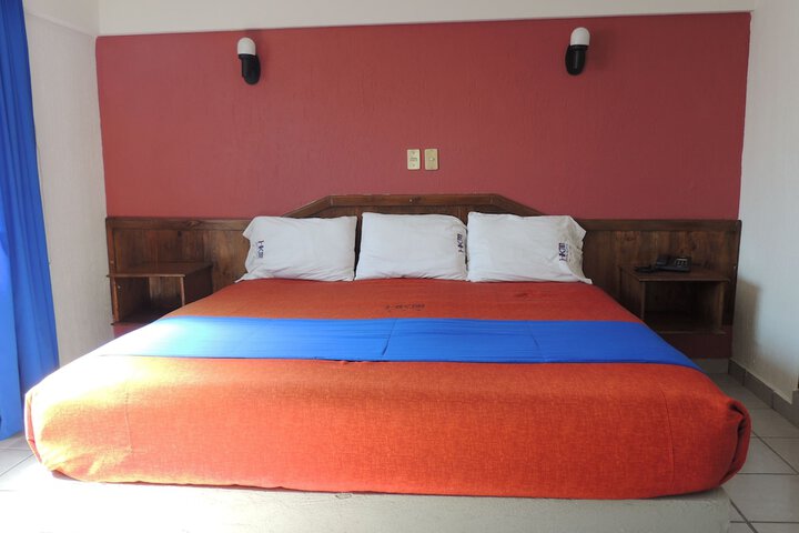 Room 21 of 49