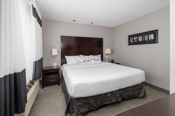 Room 20 of 37