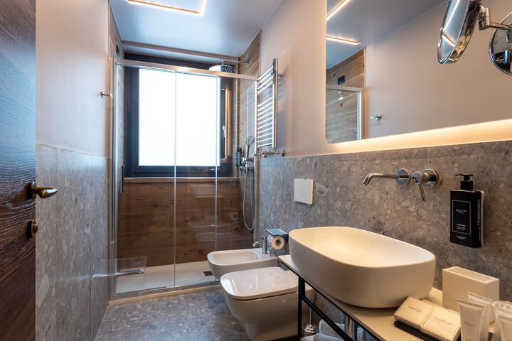 Bathroom Interior Photo