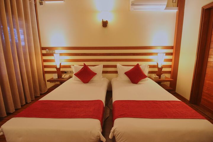 Room 27 of 107