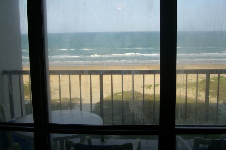 Room 8 of 20