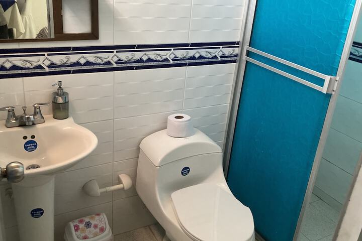 Room 9 of 19