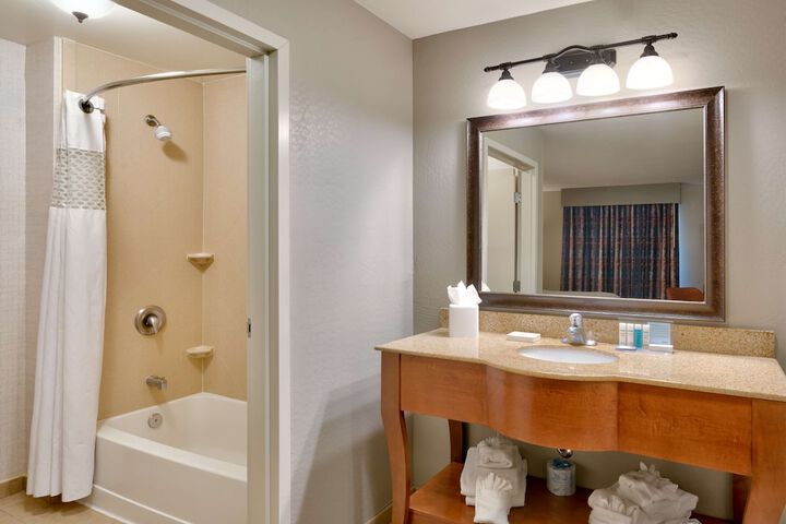 Room 21 of 38