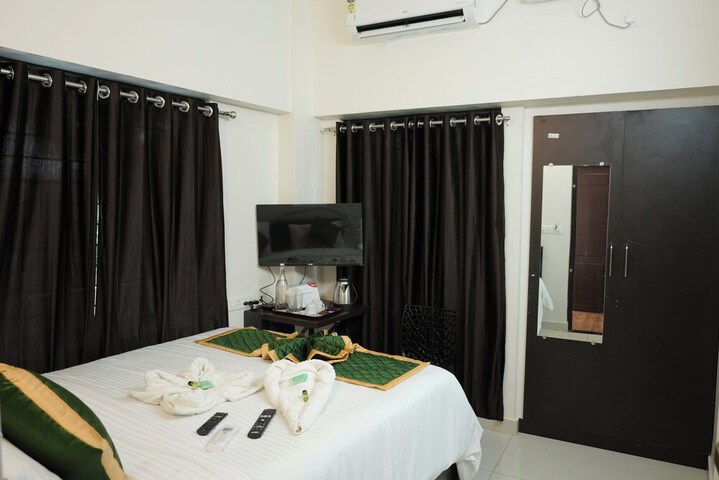 Room 11 of 23