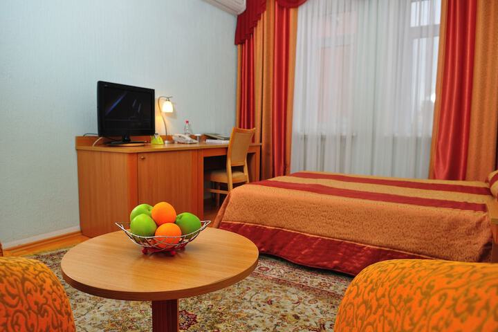 Room 7 of 61