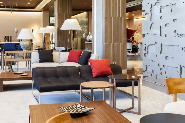 Guest Lobby