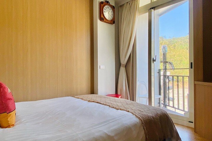 Room 18 of 75