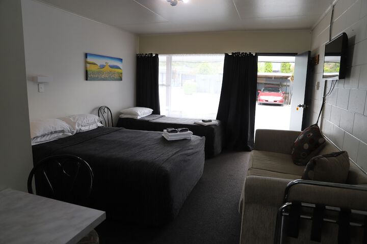 Room 7 of 57