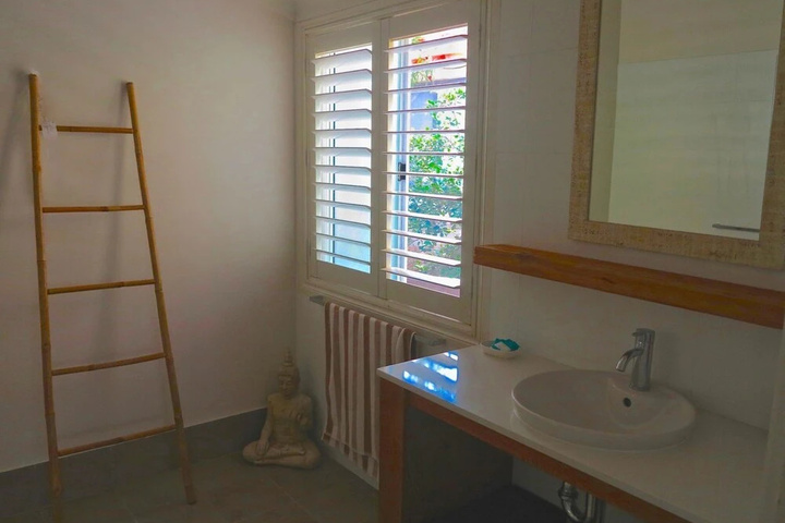 Room 7 of 11