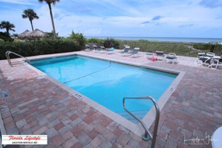 Pool 13 of 23