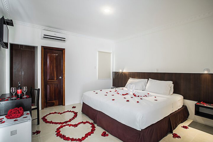 Room 7 of 30
