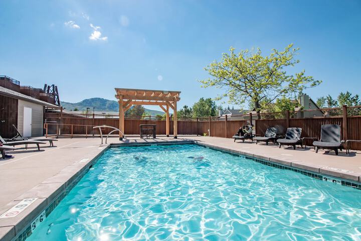 PROSPECTOR LODGE BY VACATION ROOST in Salt Lake City, UT